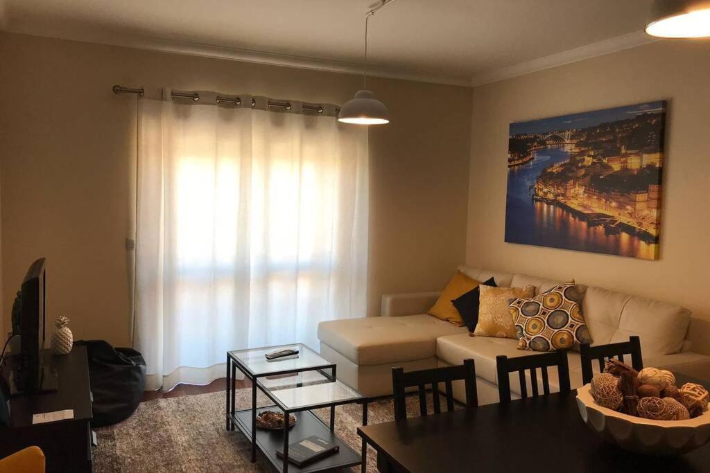 Oporto East House Apartment ภายนอก รูปภาพ