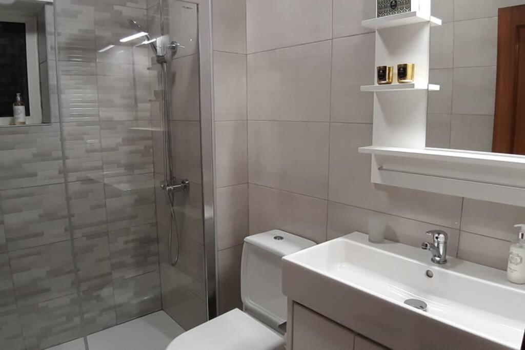 Oporto East House Apartment ภายนอก รูปภาพ